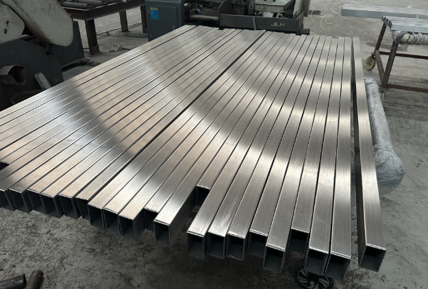 定安不锈钢方管